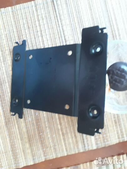 Кронштейн для тв/монитора vesa BN61-00140x 