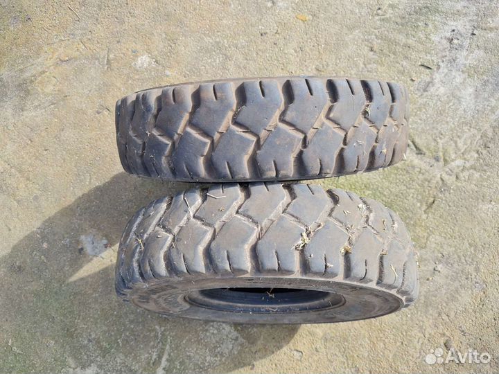 Продам шины на погрузчик