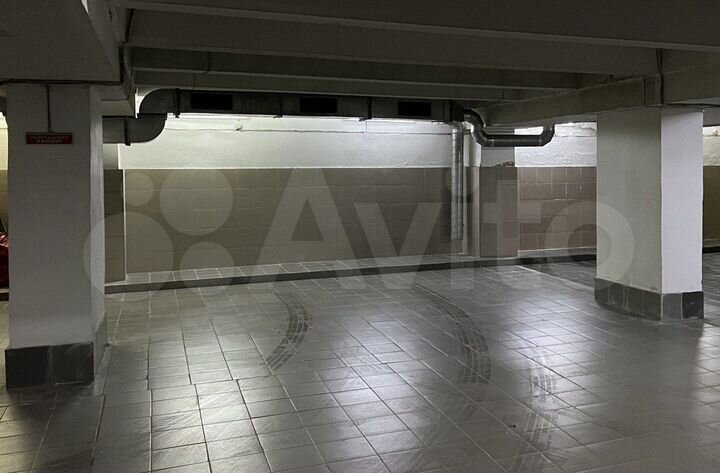 Машиноместо, 20 м²