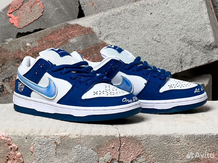 Nike SB Dunk Low Born x Raised