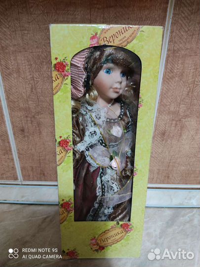Коллекционная кукла