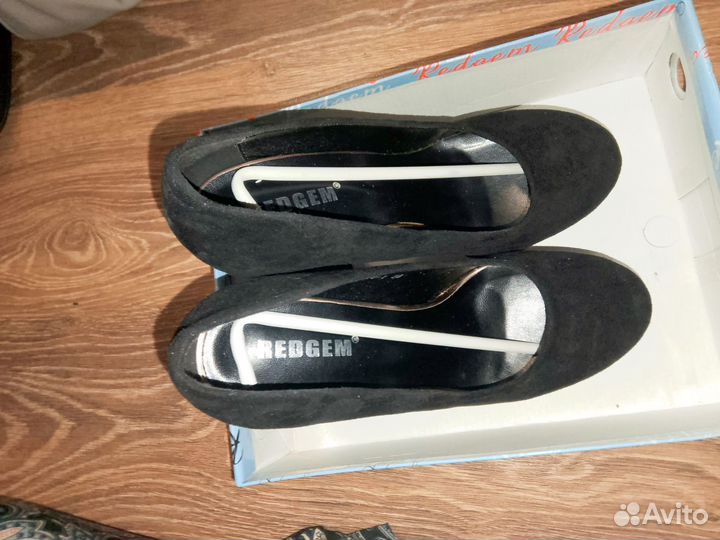 Туфли женские 39 размер черные замшевые