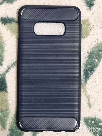 Чехлы для S10e