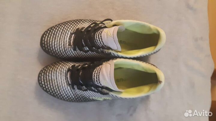 Футбольные бутсы 38 размер