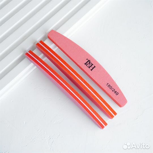 Пилка-баф для ногтей T&H 180/240 полумесяц