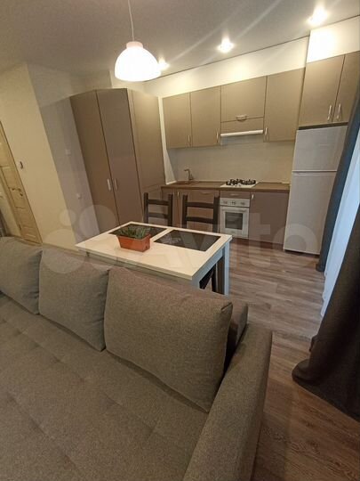 1-к. квартира, 37 м², 1/10 эт.