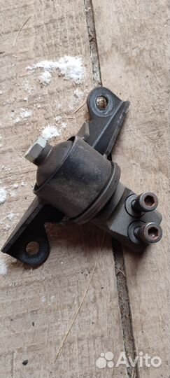 Опора двигателя LADA vesta
