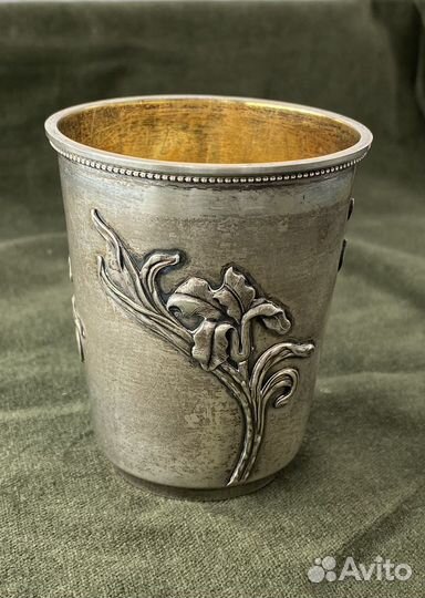 Стопка «Ирисы». Серебро 84. Модерн