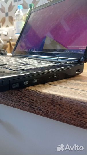 Ноутбук dell inspiron