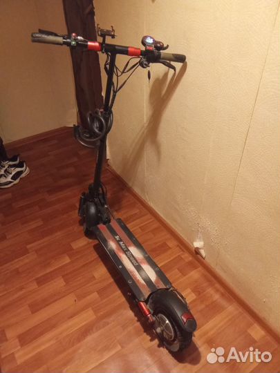 Самокат взрослый электрический бу