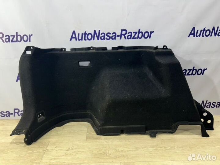 Обшивка багажника левая Kia Ceed универсал G4FC