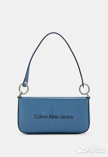 Сумка Calvin Klein sculpted shoulder pouch