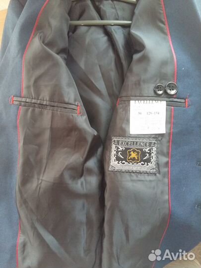 Пиджак школьный новый