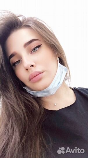 Мастер по наращиванию ресниц