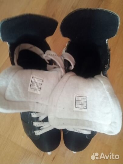 Коньки хоккейные 43 размер