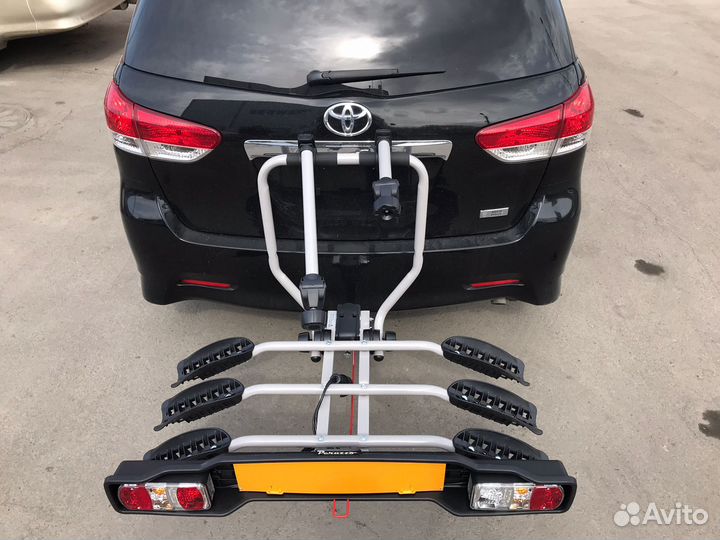 Крепление велосипеда на прицепное устройство Si