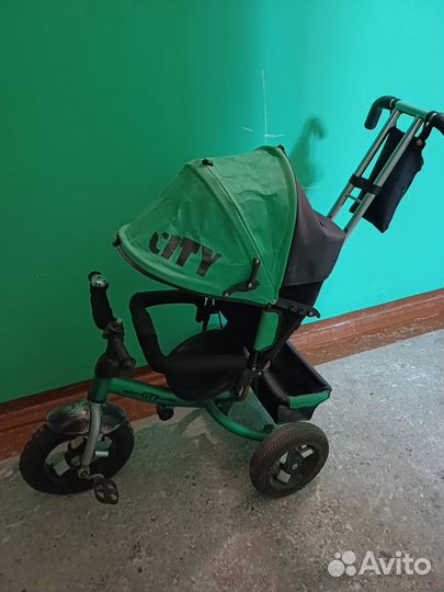 Детский велосипед с родительской ручкой