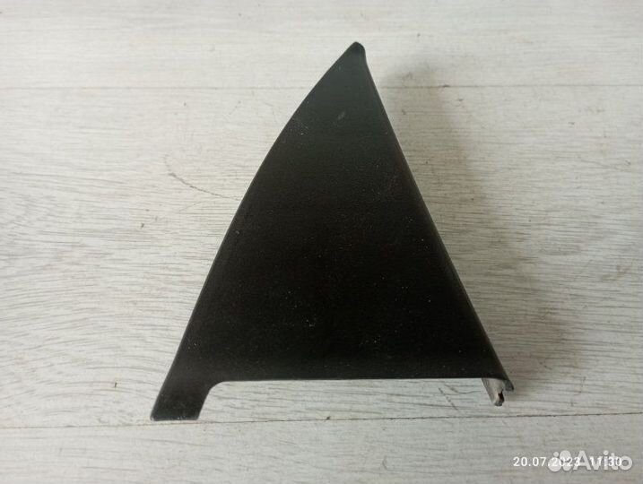 Уголок двери задний левый Chevrolet Lacetti F14D3