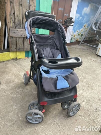 Прогулочная коляска