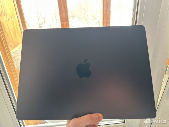 Macbook pro 14 m3 max 36