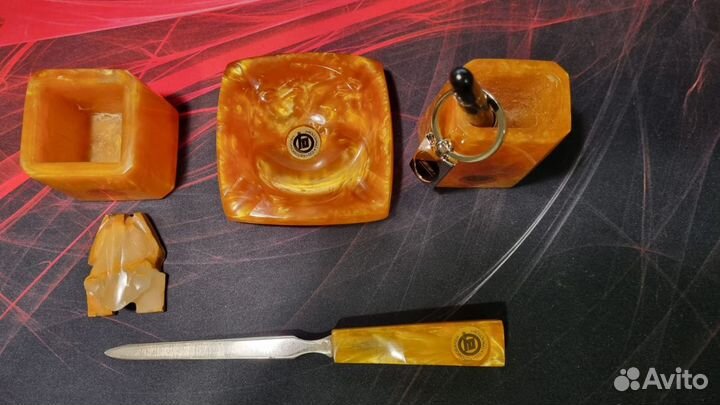 Пепельница и Брелок (Набор жёлтого оникса) 5+2 элм