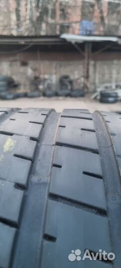 Pirelli P Zero 275/30 R19