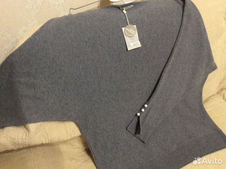 Красивая тёплая кофта с кашемиром