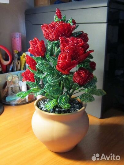 Розы из бисера