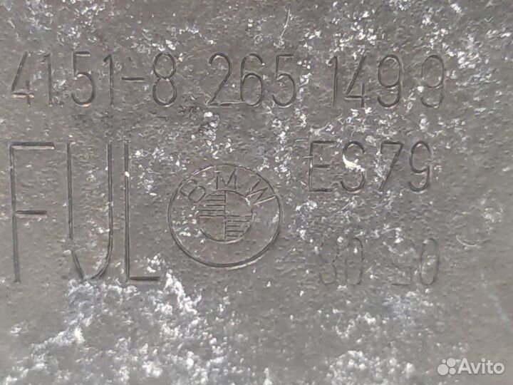 Петля двери передняя левая Bmw X5 E53 2005