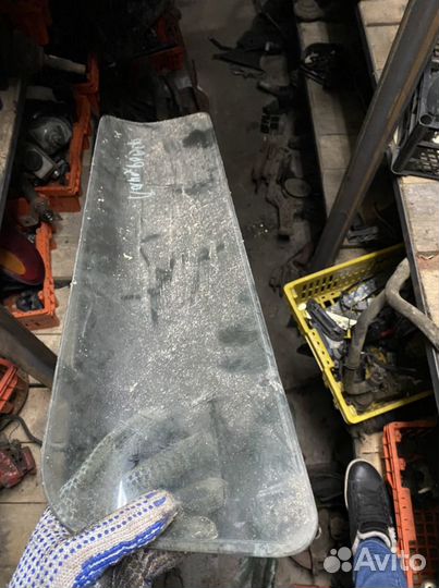 Кузовные стекла land rover discovery 1LJ