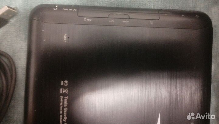 Tesla graviti 10.1 fhd