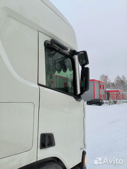 Съемная жесткая тонировка на Scania 6