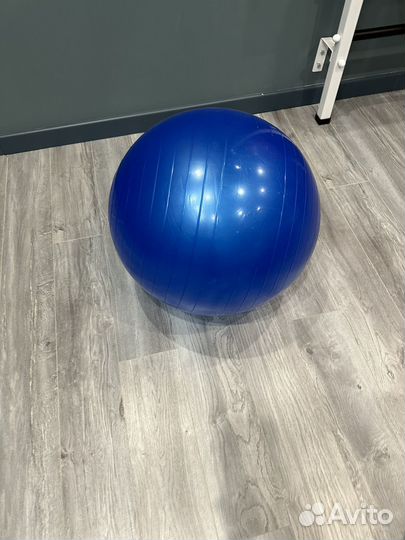 Гимнастический мяч