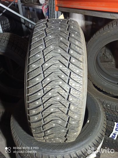 Yokohama Ice Guard IG65 215/55 R17 98T