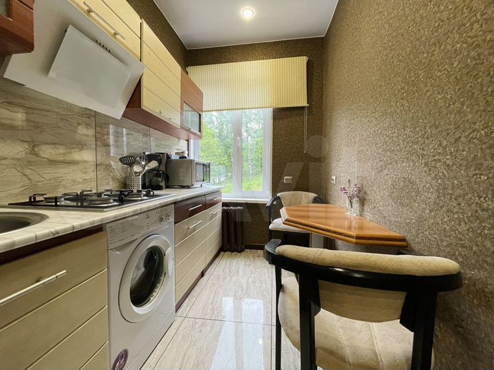 2-к. квартира, 40 м², 1/2 эт.