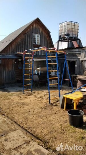 Спортивный уличный комплекс