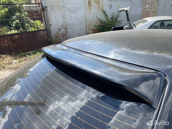 Спйолер на заденее стекло Toyota Chaser 100