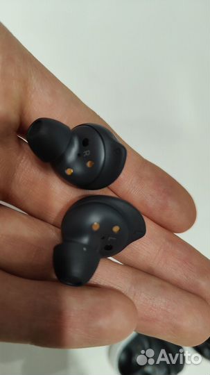 Беспроводные наушники samsung galaxy buds fe
