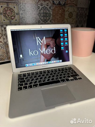 Apple MacBook Air 2011