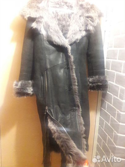 Продам женскую дубленка