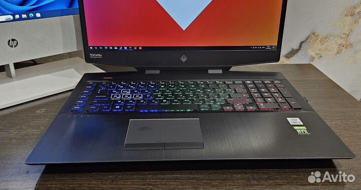 HP Omen 17/Core i7-10750h/RTX2060/16Ram/144hz