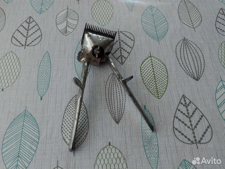 Машинка для стрижки волос профессиональная ручная