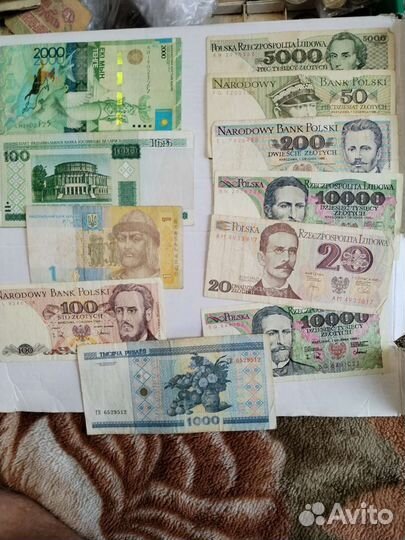 Монеты и купюры