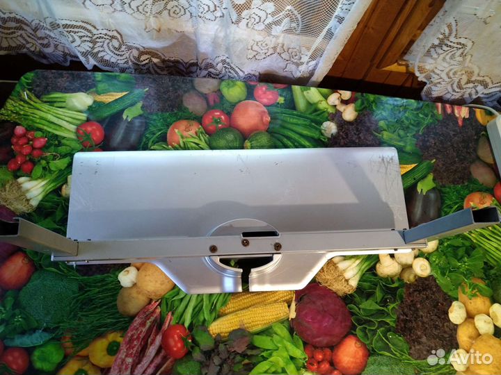 Подставка для телевизора