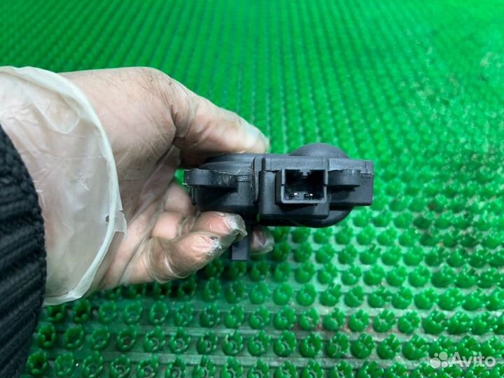 Сервопривод заслонки отопителя Ford Mondeo 3 meba