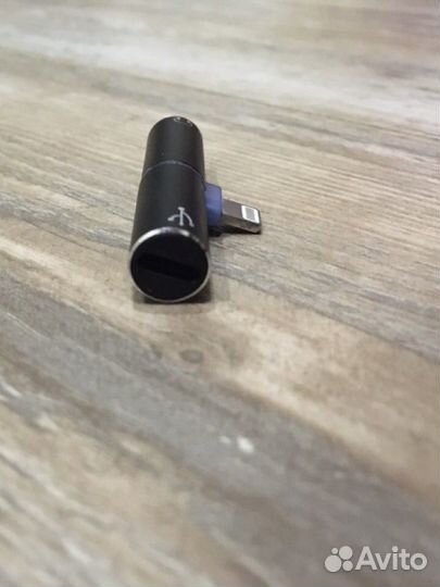 Аудио адаптер Hoco LS7 для iPhone Lightning