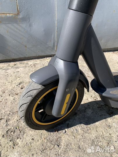 Электросамокат ninebot max g30
