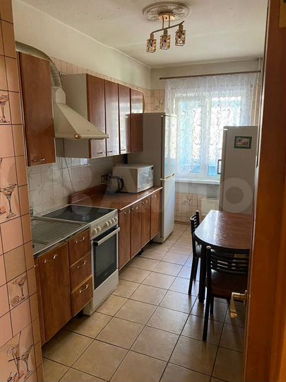 3-к. квартира, 66,4 м², 2/5 эт.