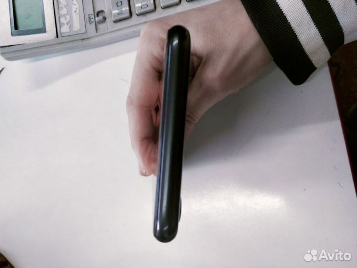 iPhone 8, 64 ГБ