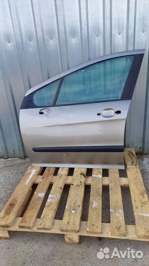 Дверь передняя левая. Пежо 308